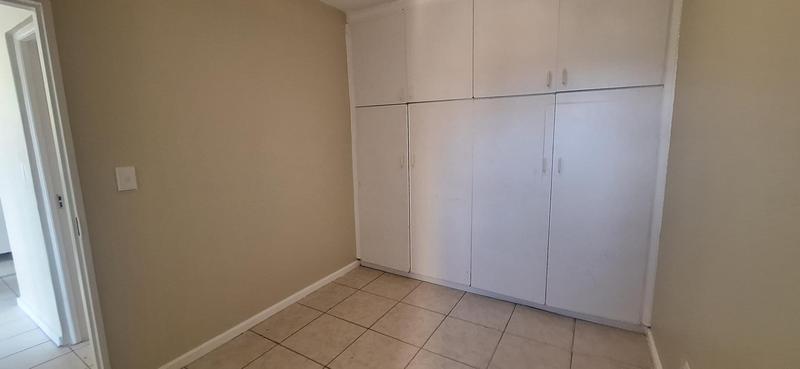 To Let 2 Bedroom Property for Rent in Strand Western Cape